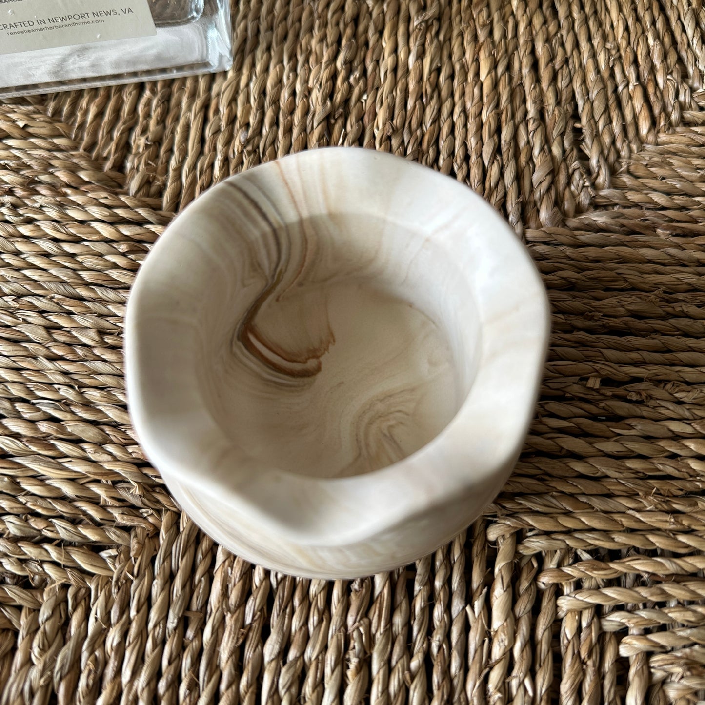 [Beige] Fish Pot Small