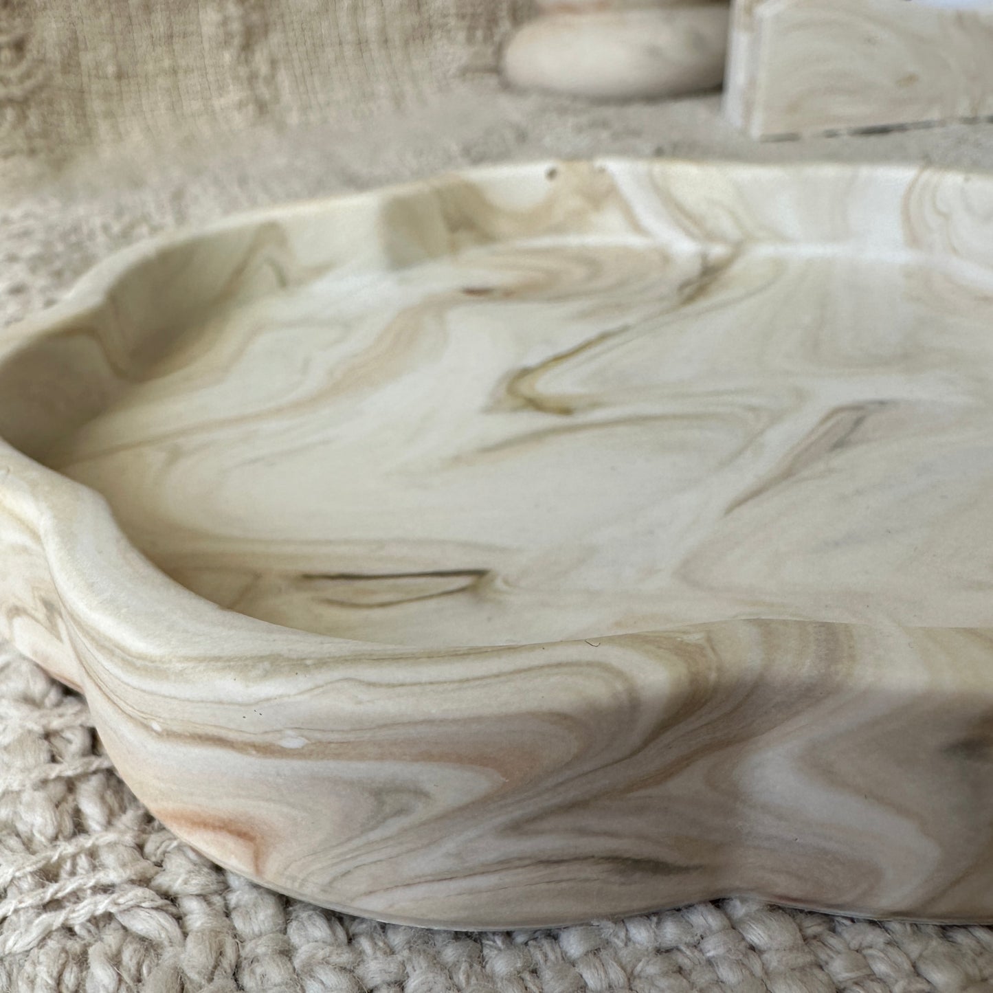 [Greige] Floral Tray