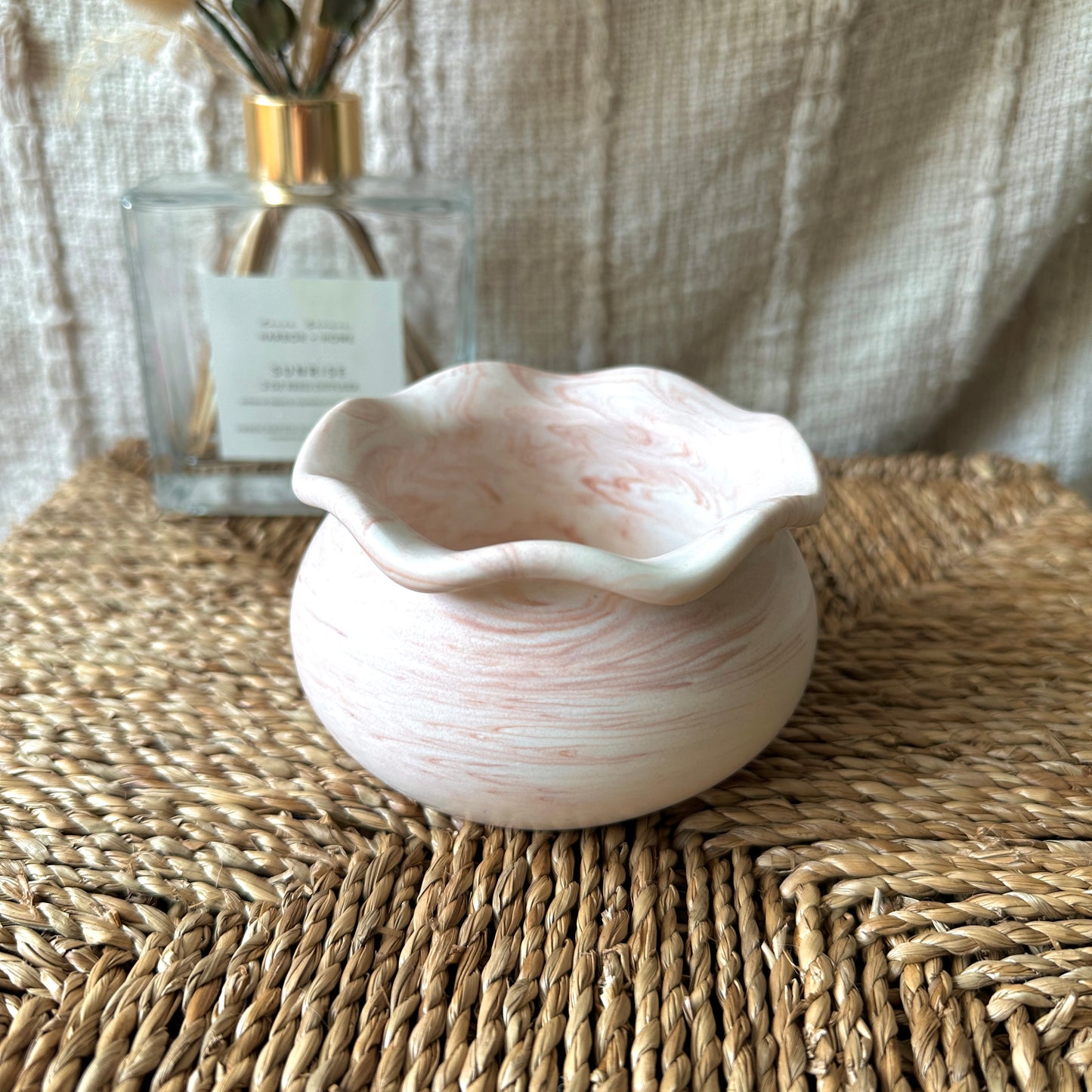 [Pink] Fish Pot Large