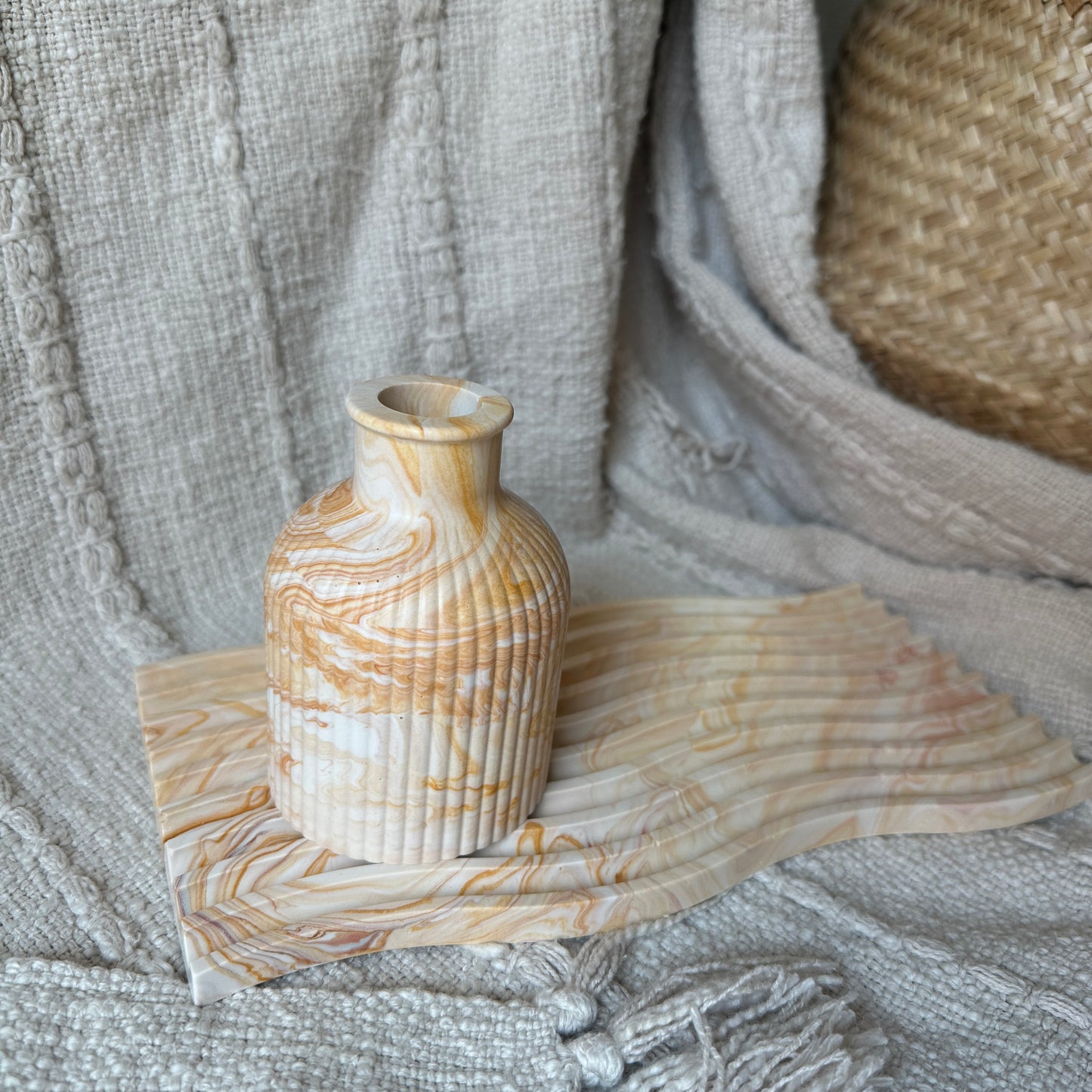 [Sunset_Dark] Wavy Marble Plate