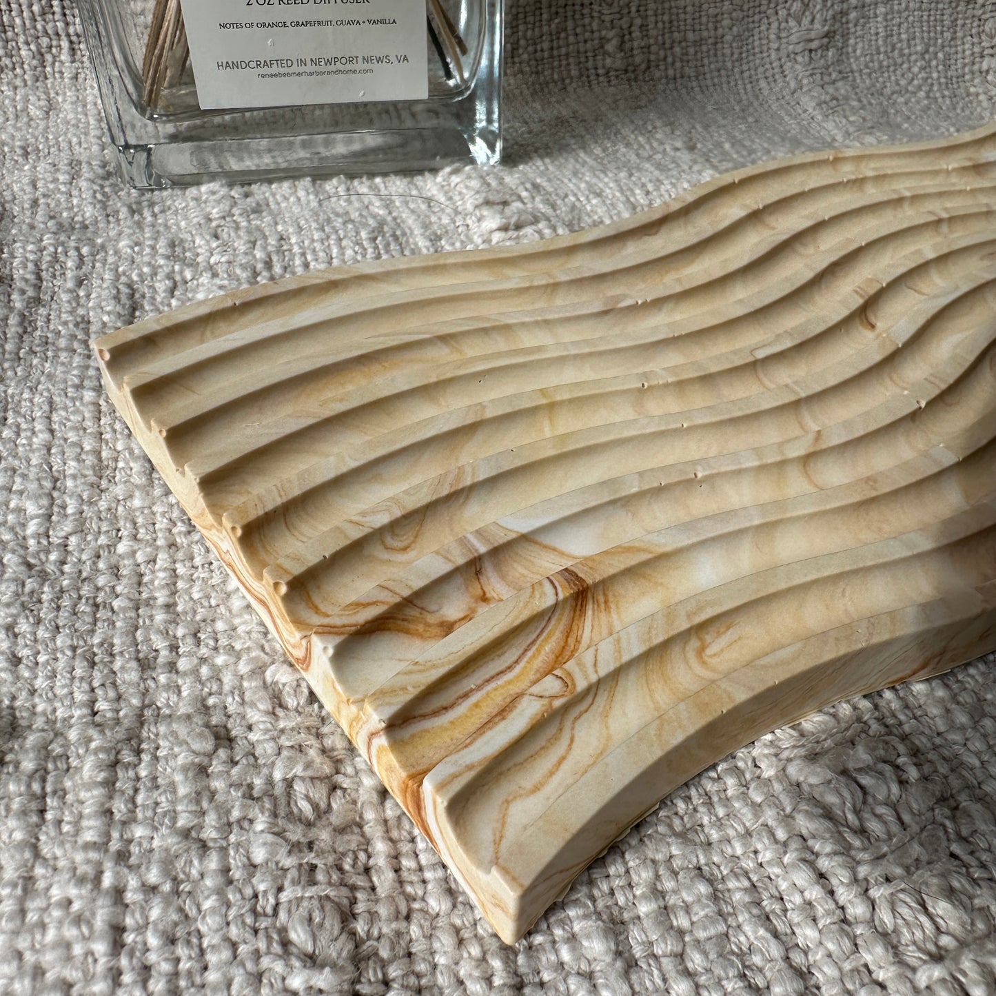 [Brown] Wavy Marble Plate