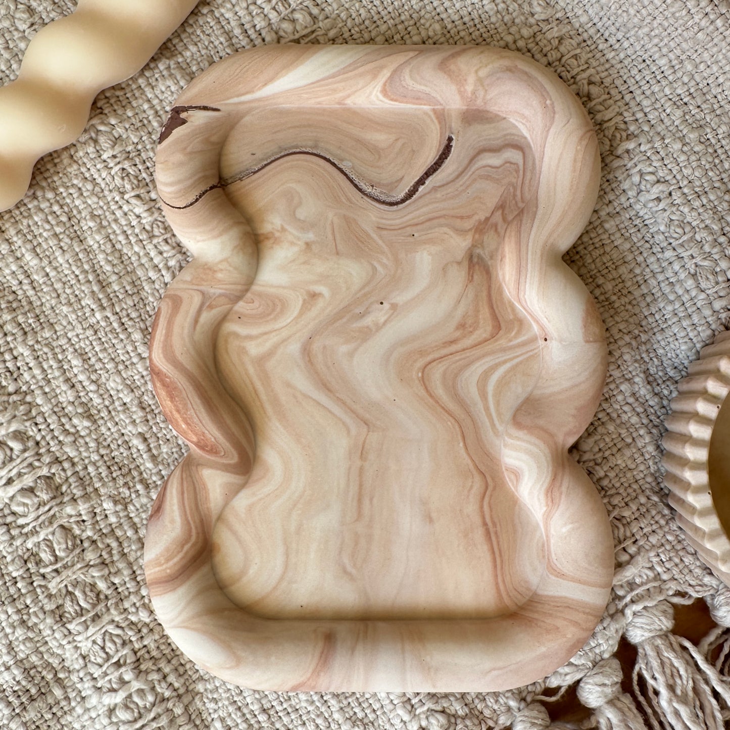 [Pink] Unique Shaped Tray