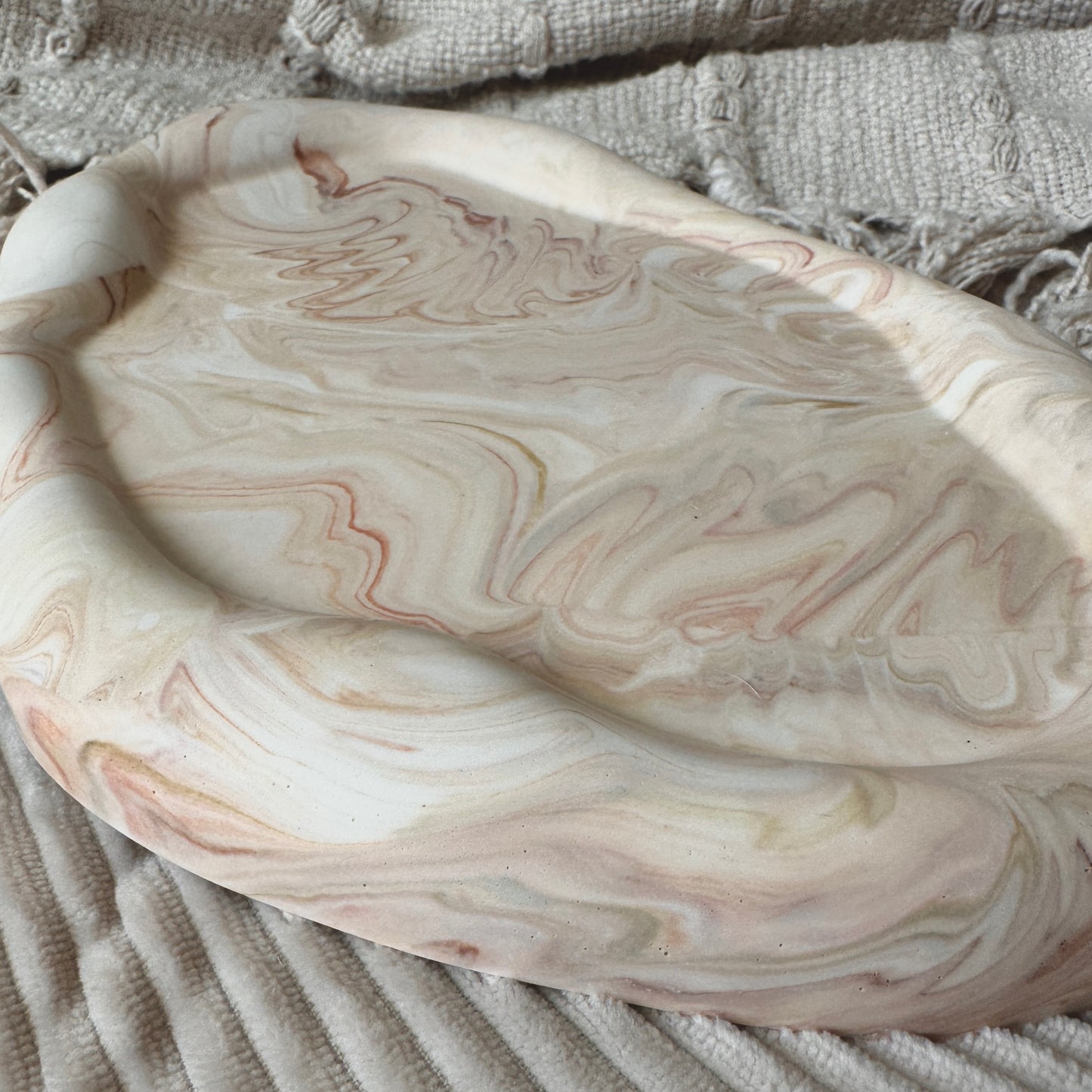 [Brown] Wavy Oval Large Plate