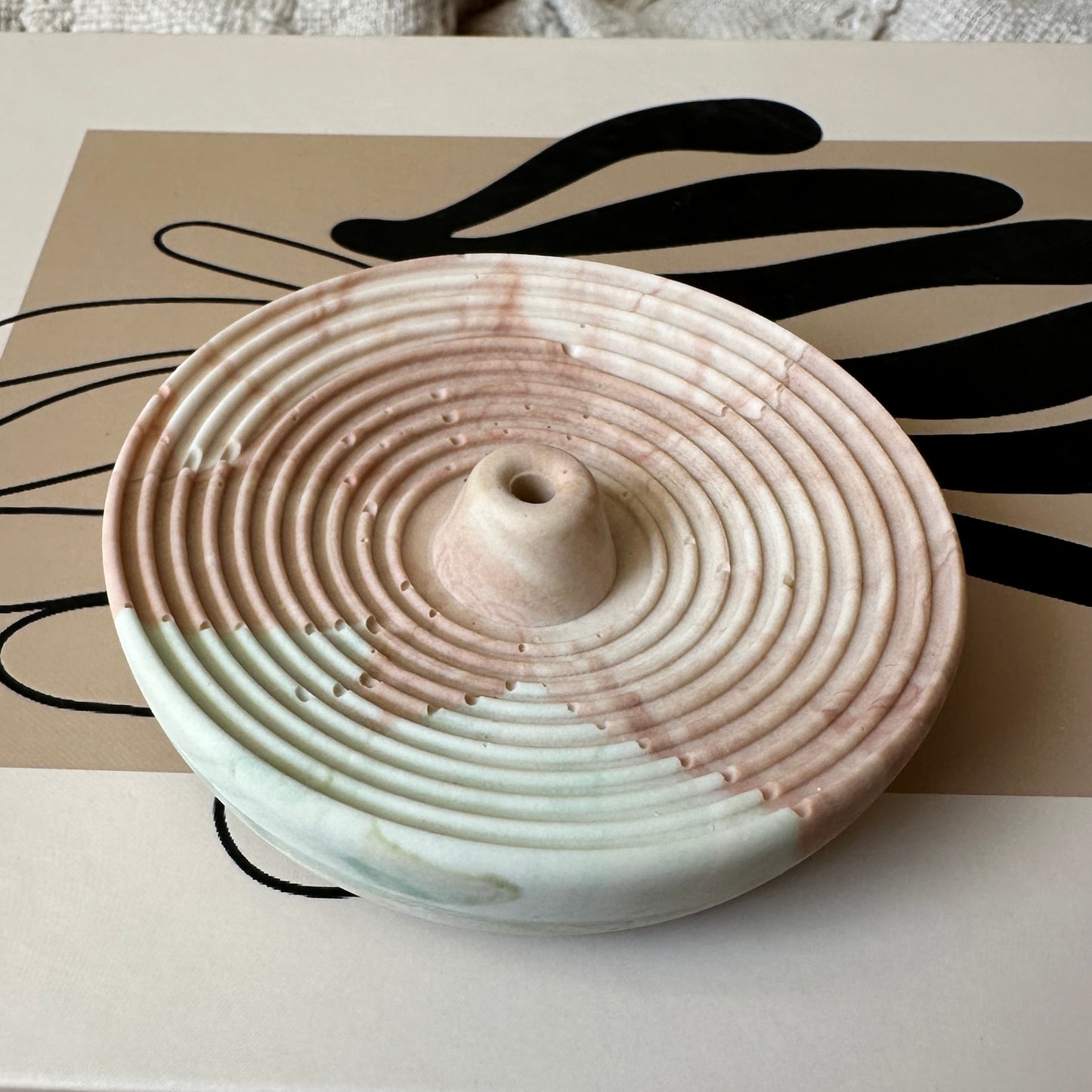 [Pink] Incense Holder