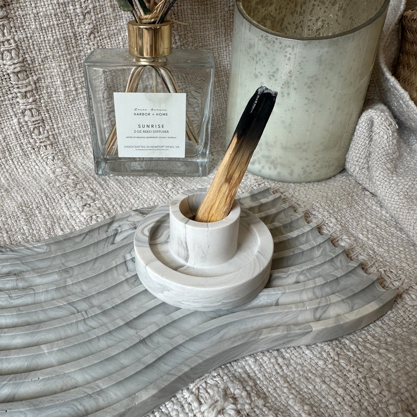 [Gray] Palo Santo Holder