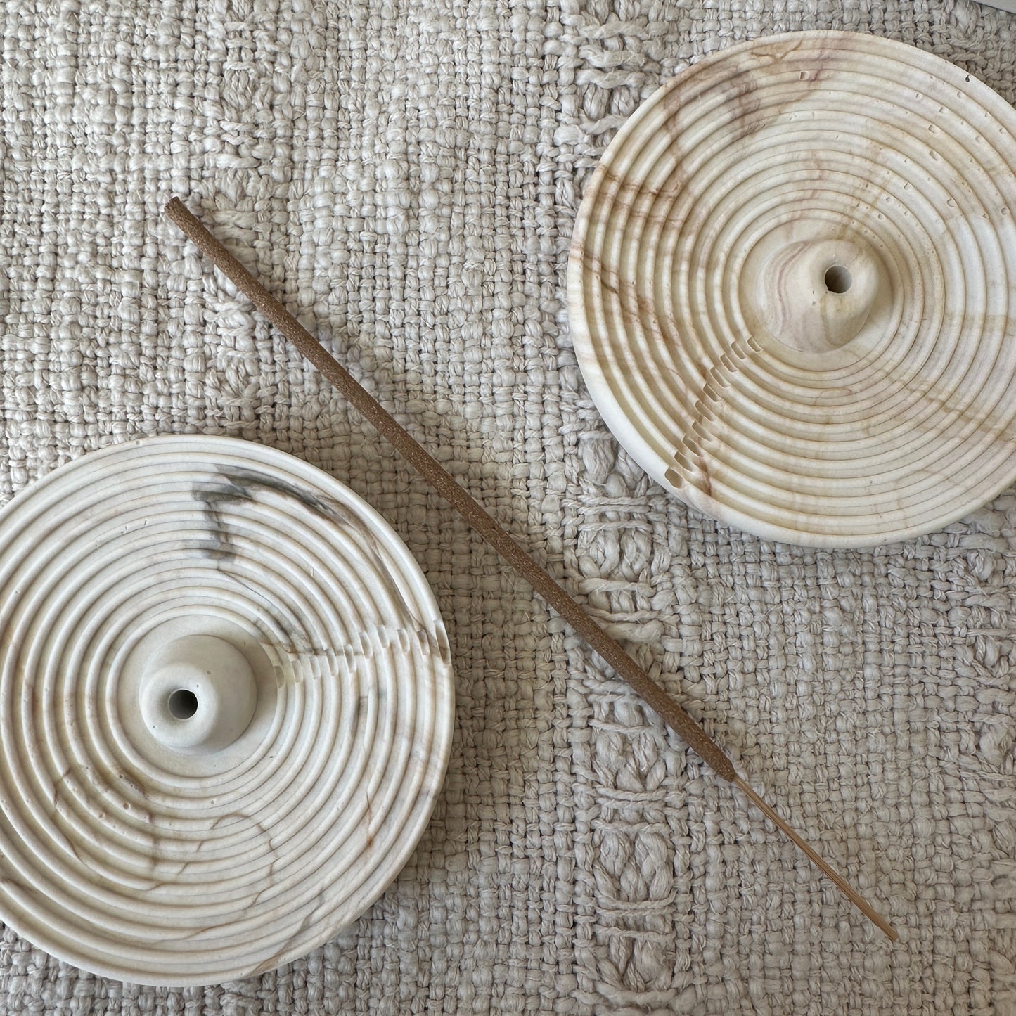 [Grayish] Incense Holder