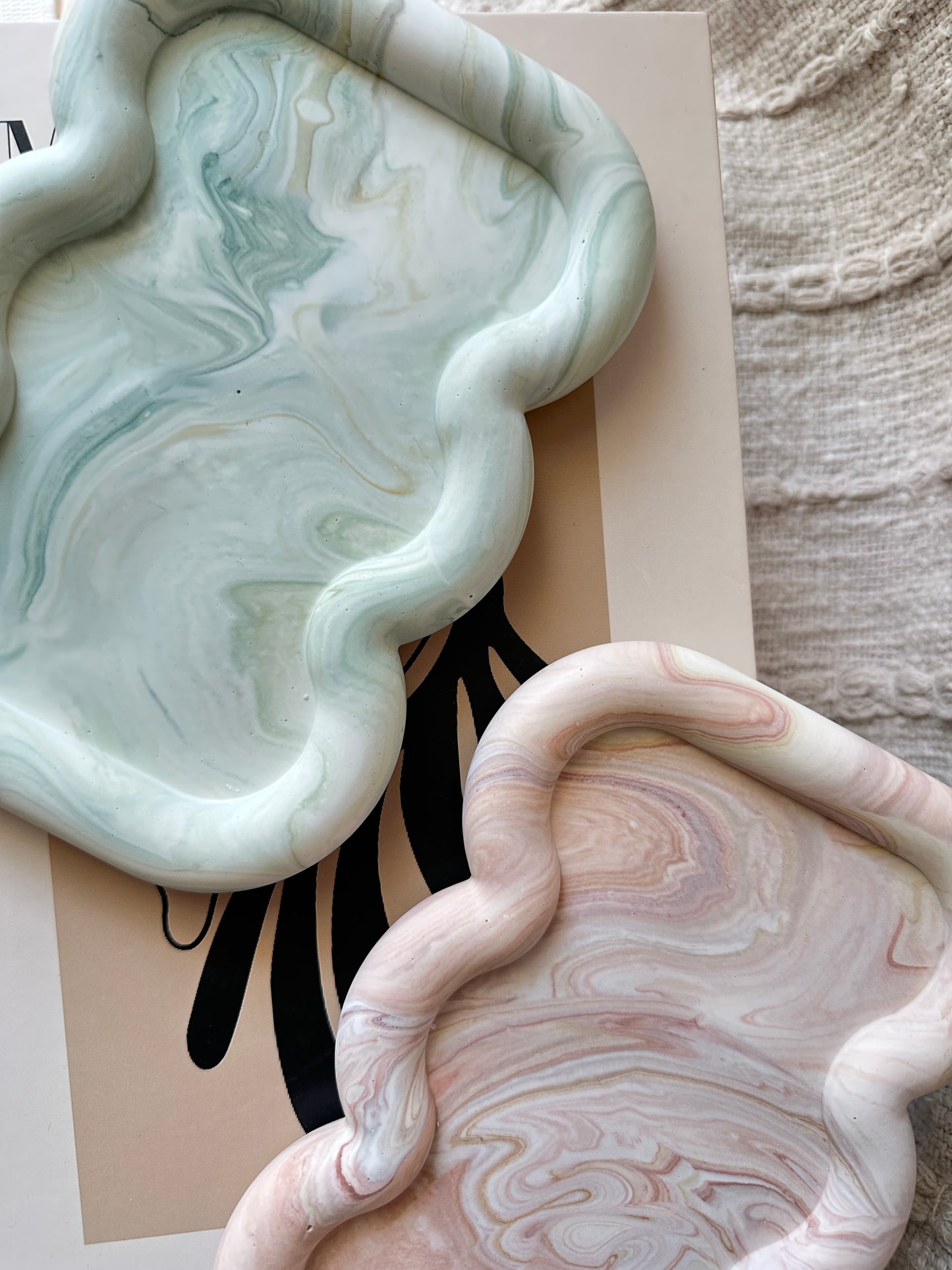 [Green] Unique Shaped Tray