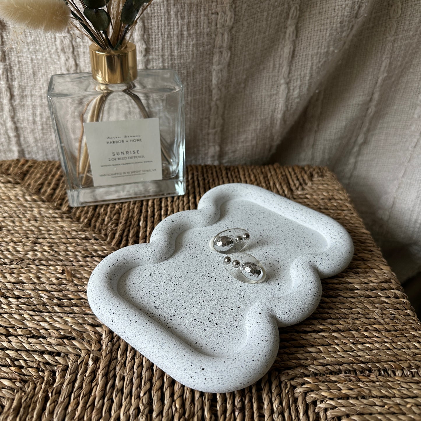 [Granite] Unique Shaped Tray