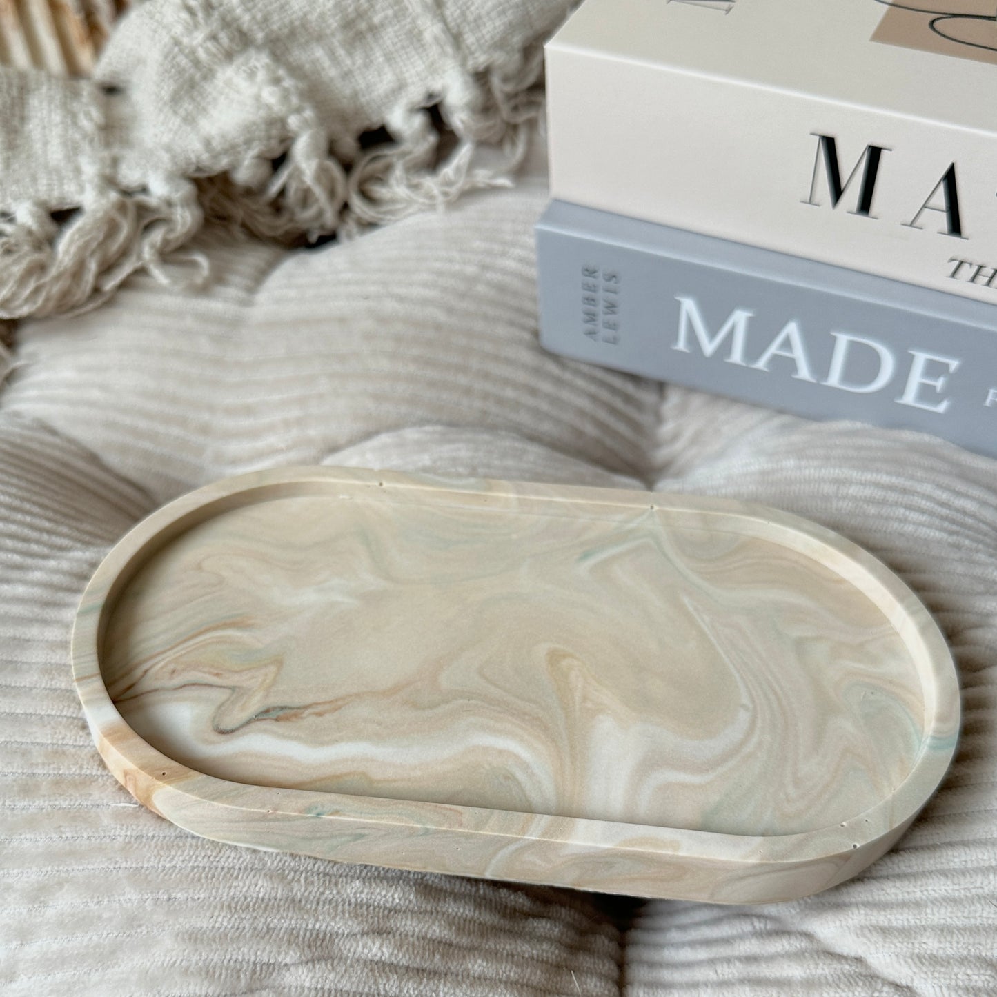 [Beige] Oval Tray
