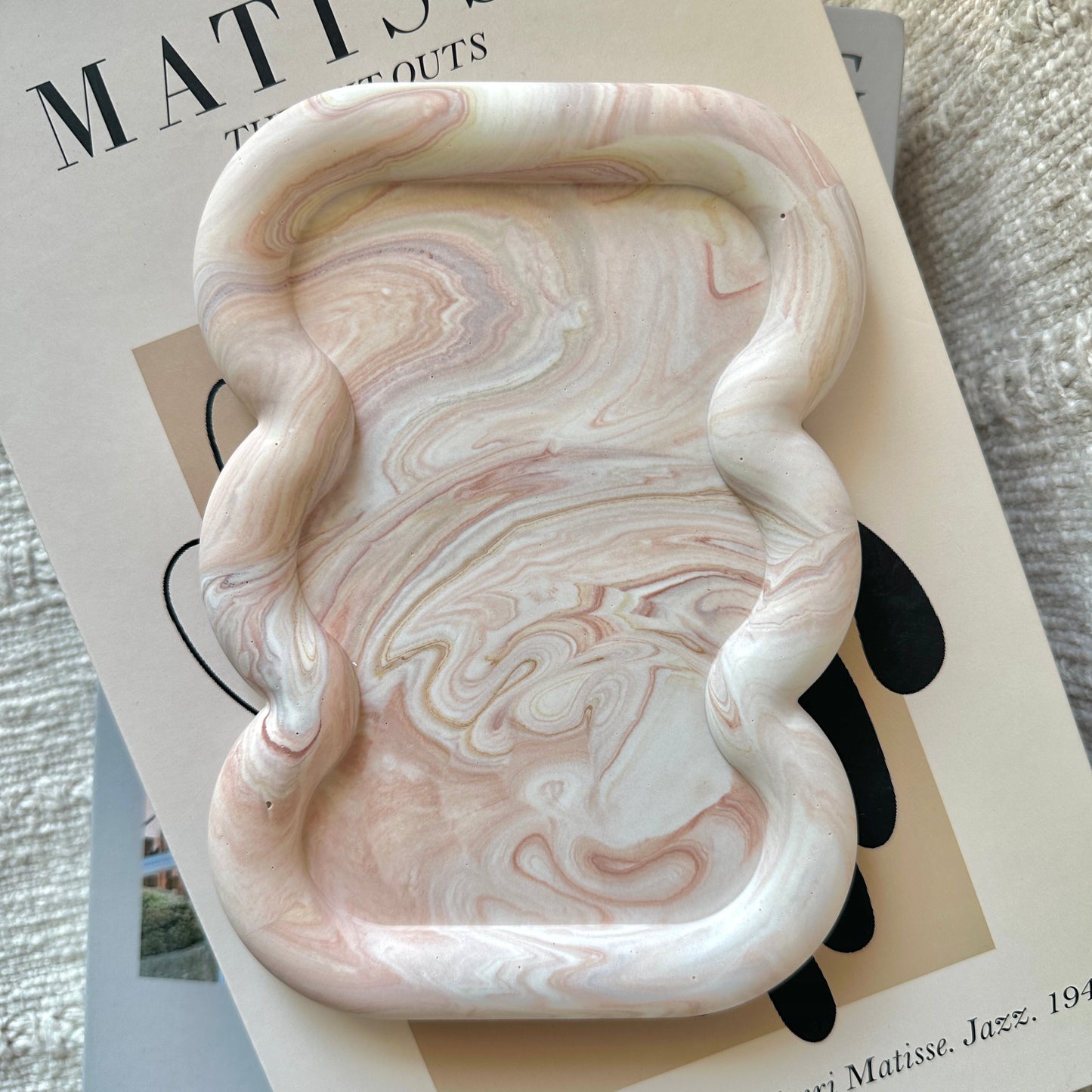 [Pink] Unique Shaped Tray