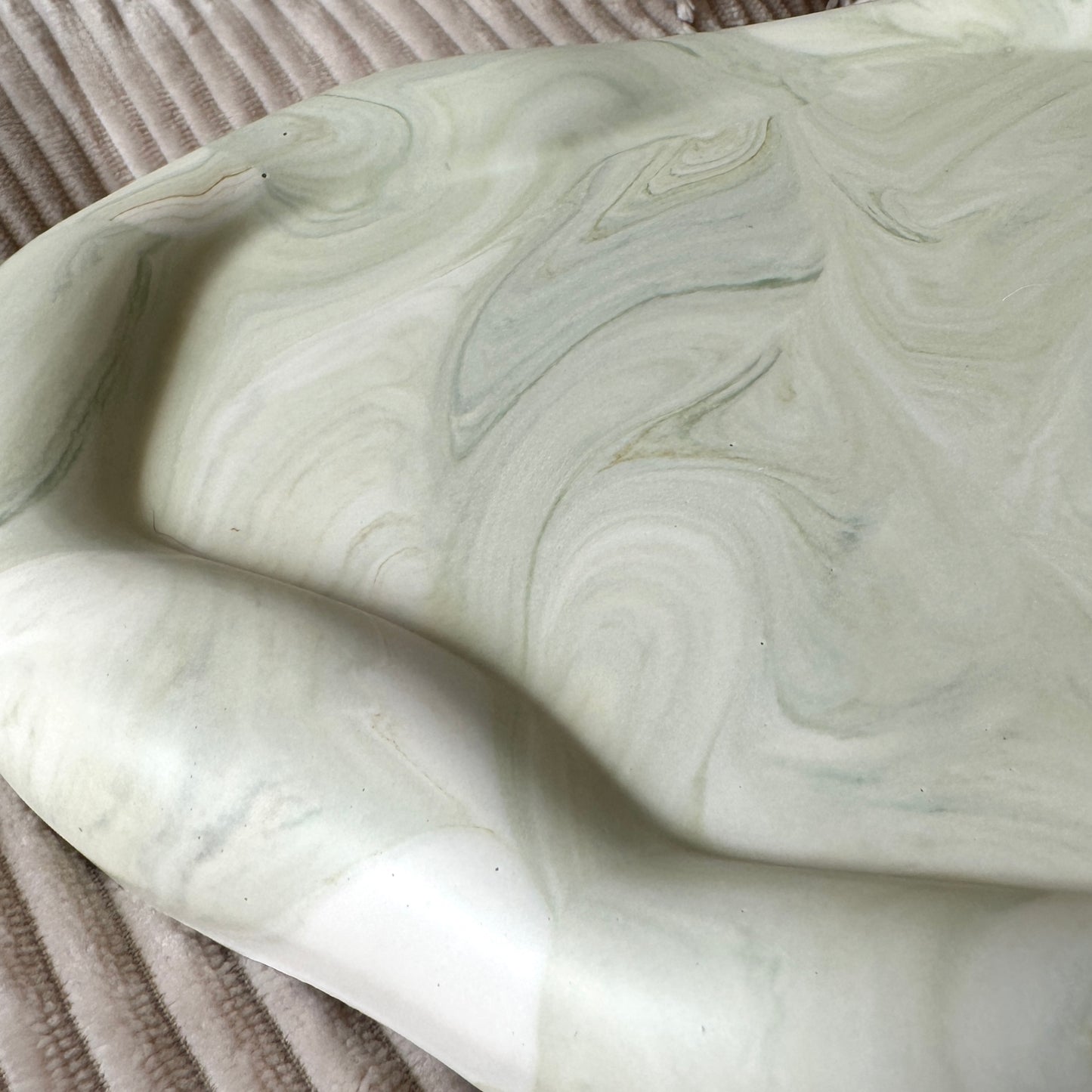 [Green] Wavy Oval Large Plate