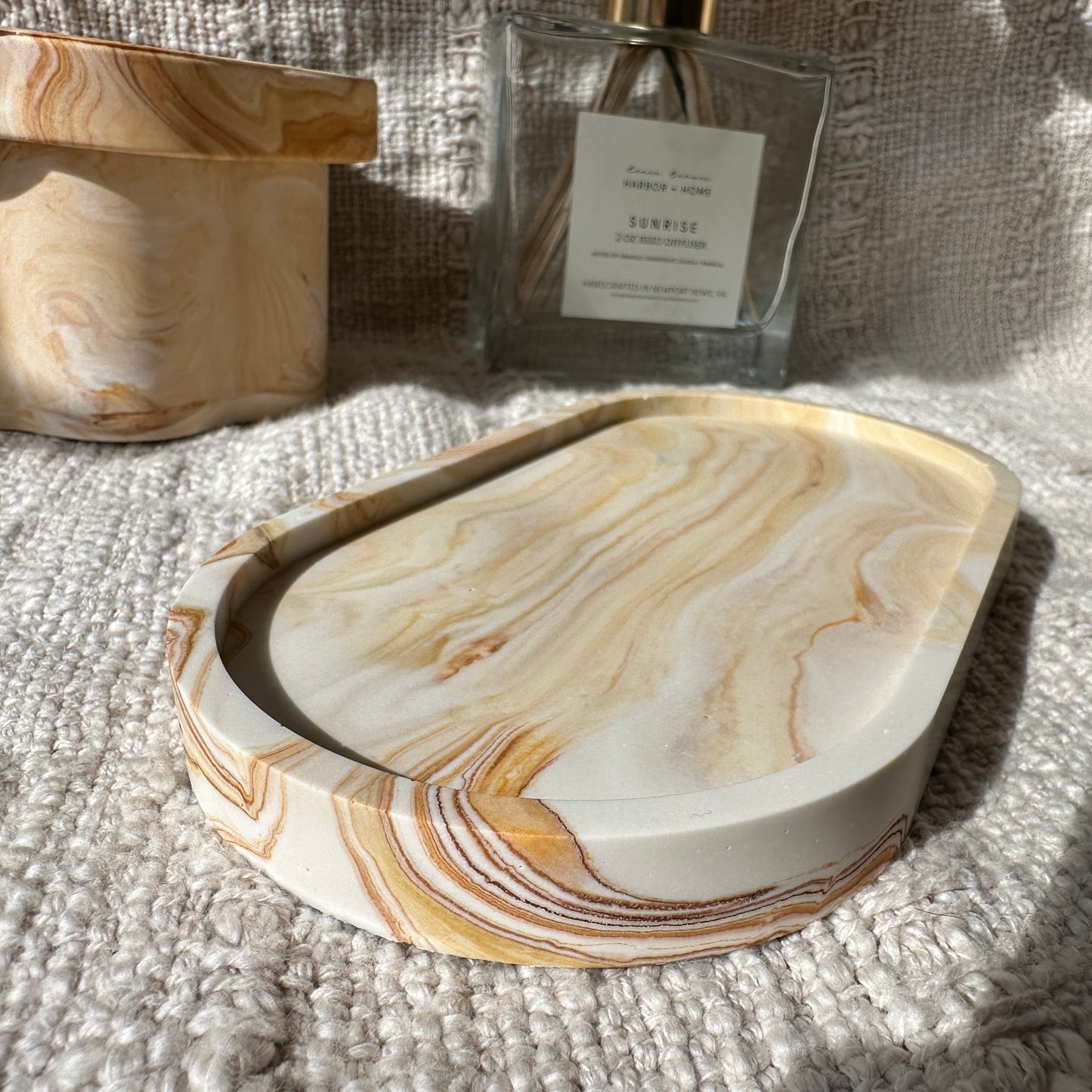 [Brown] Oval Tray