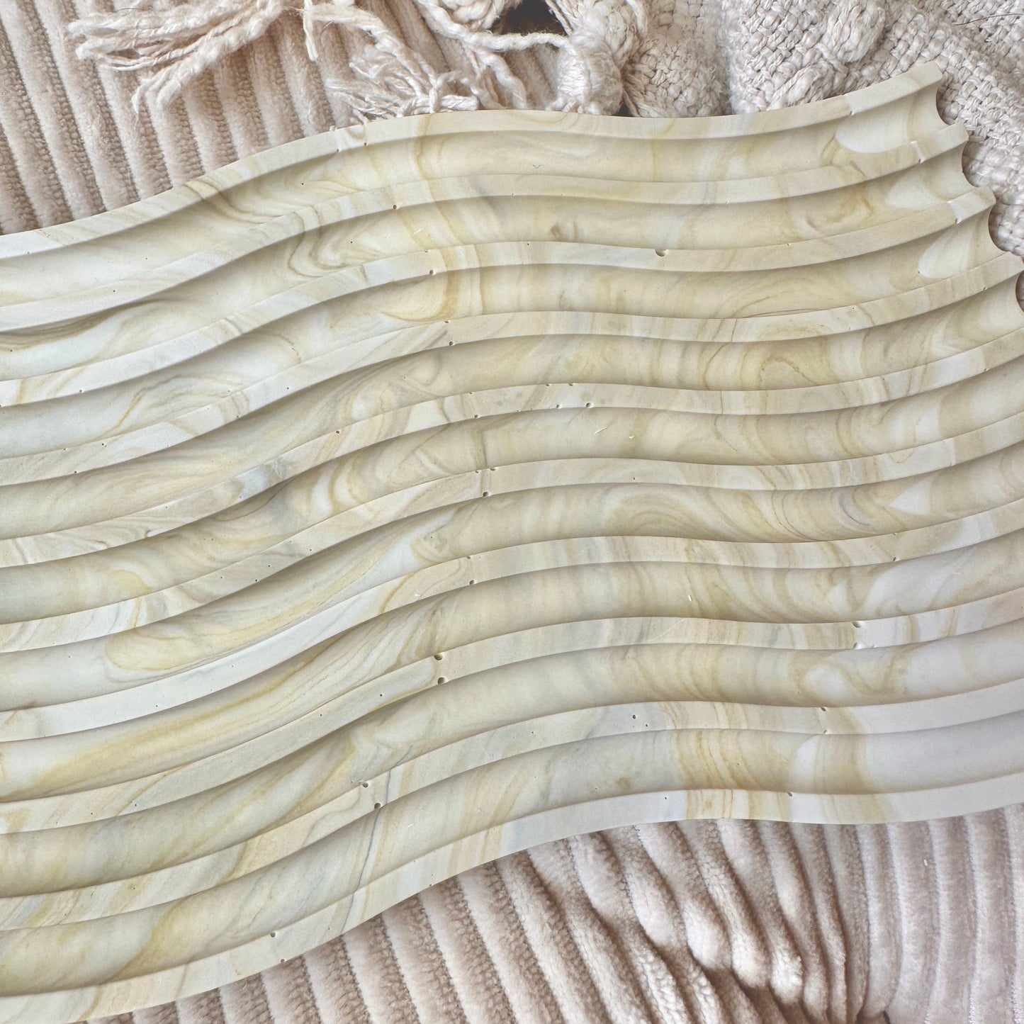 [Yellow] Wavy Marble Plate