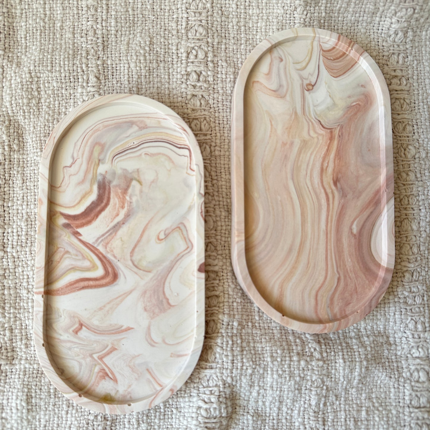 [Pink] Oval Tray