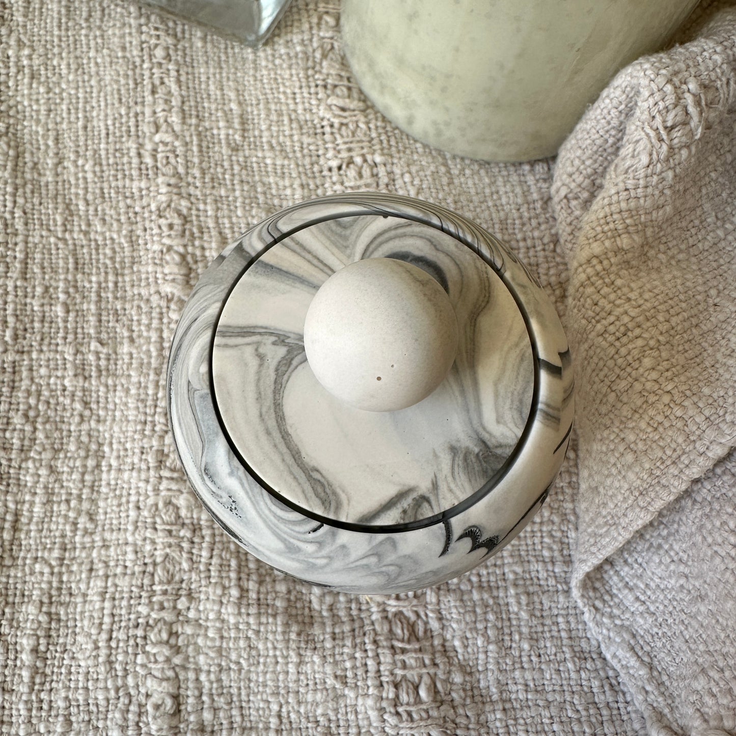 [Gray] Doughnut Decorative Jar