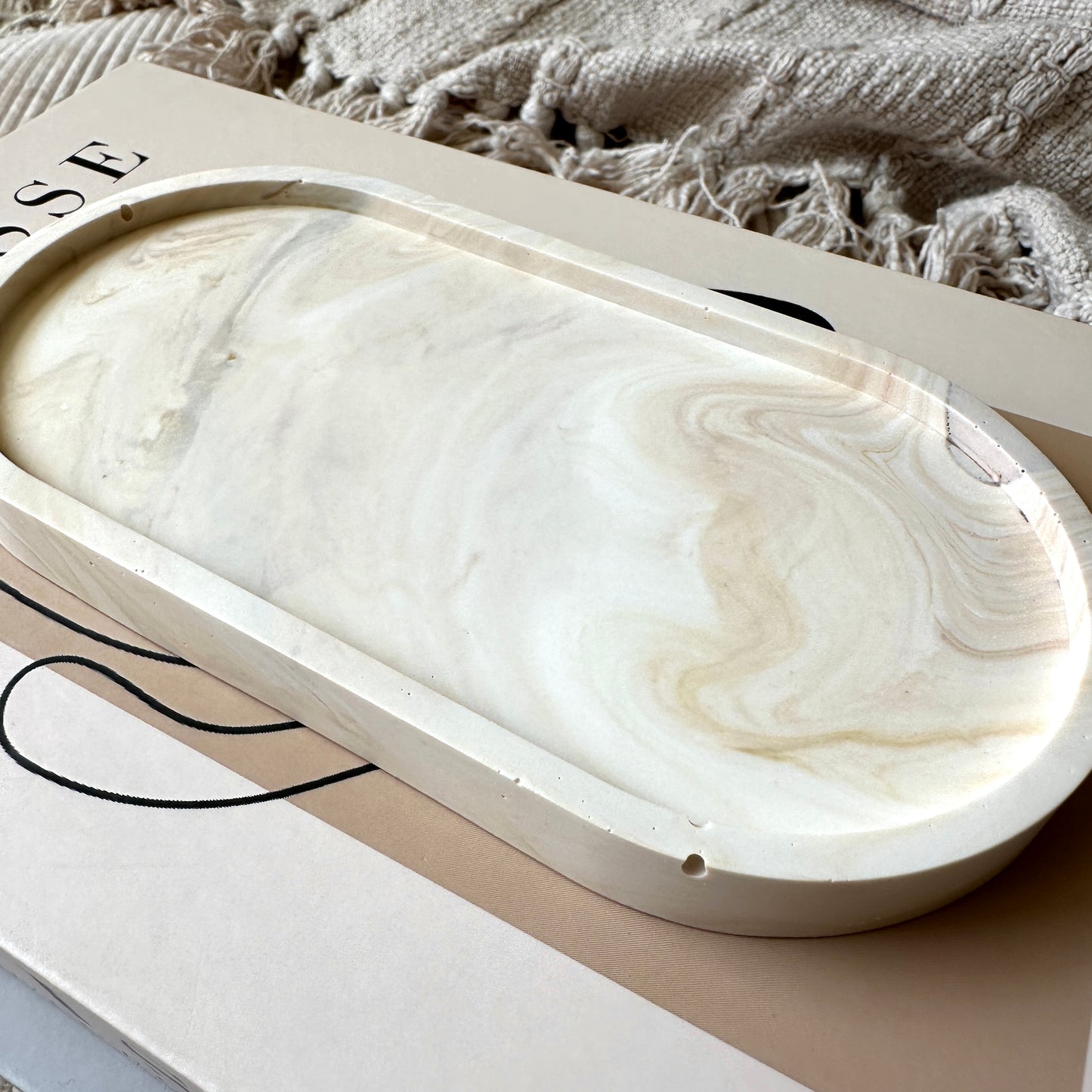 [Grayish] Oval Tray