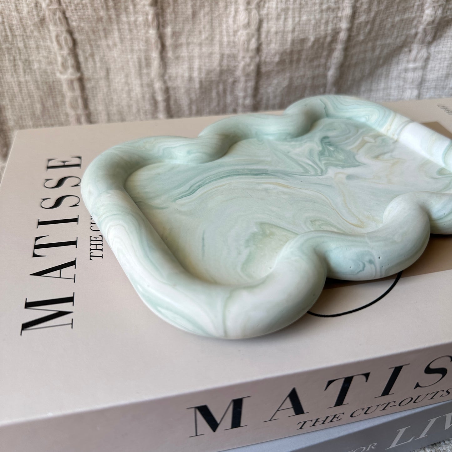 [Green] Unique Shaped Tray