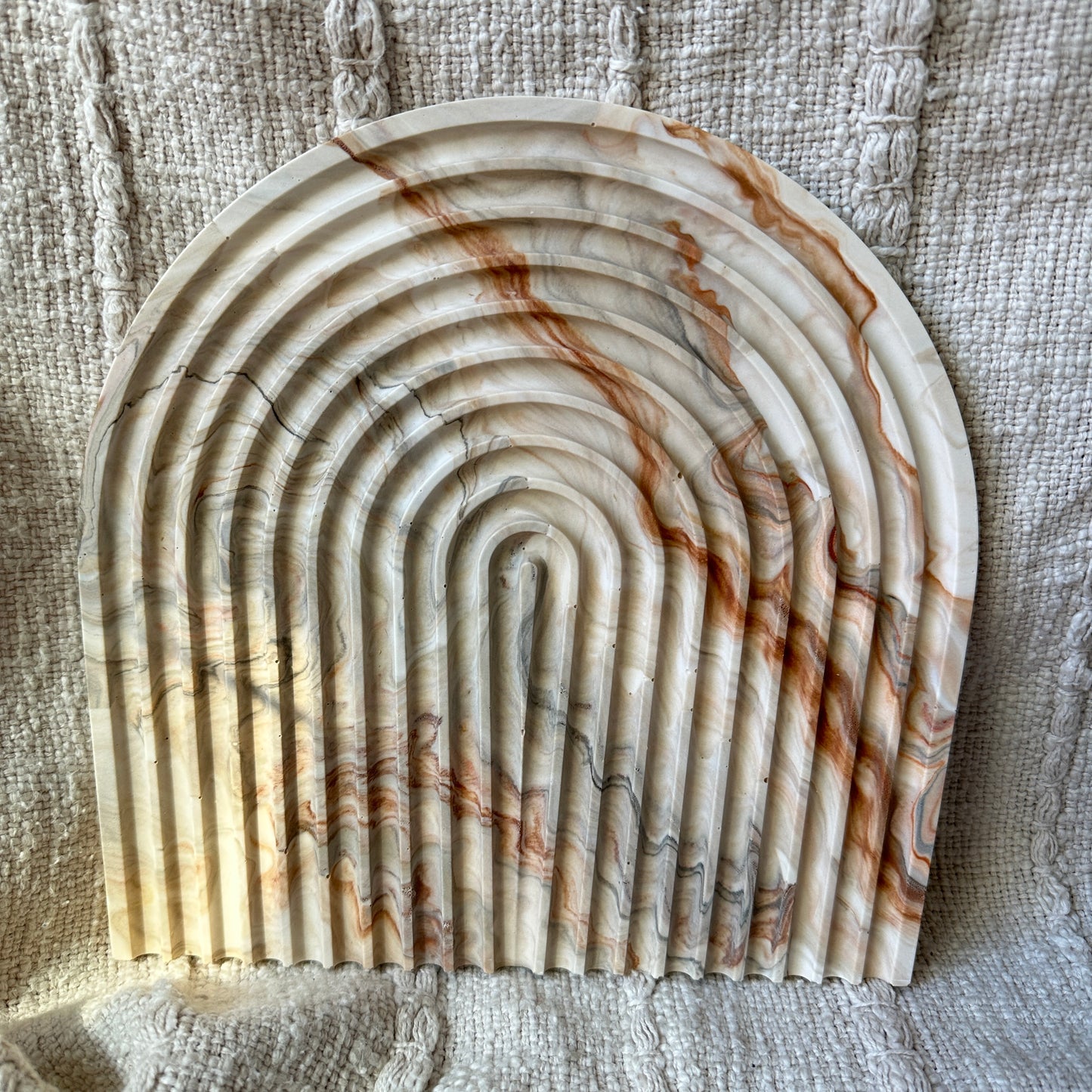 [Brown] Arch Marble Plate