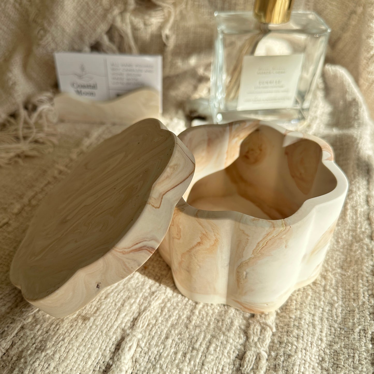 [Beige] Flower Box