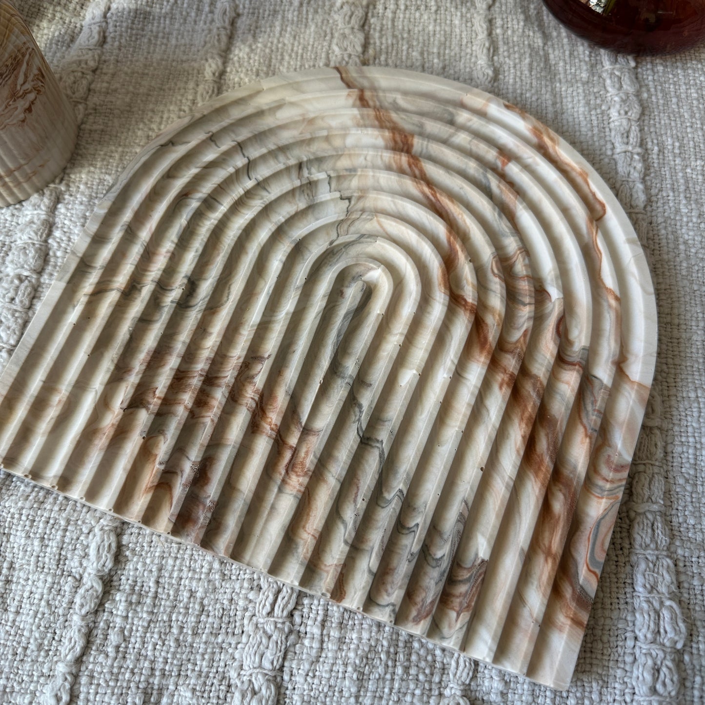 [Brown] Arch Marble Plate