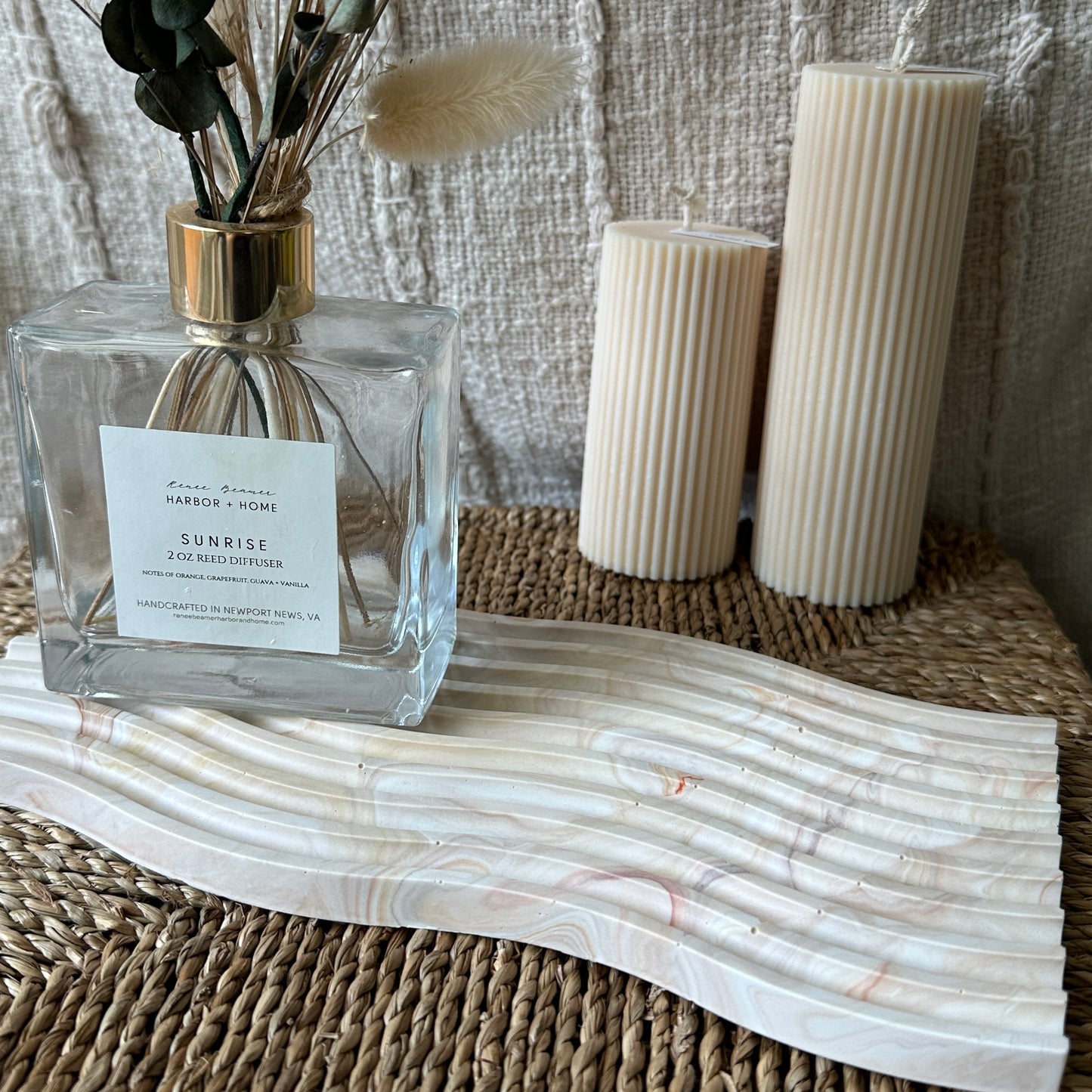 [Beige] Wavy Marble Plate