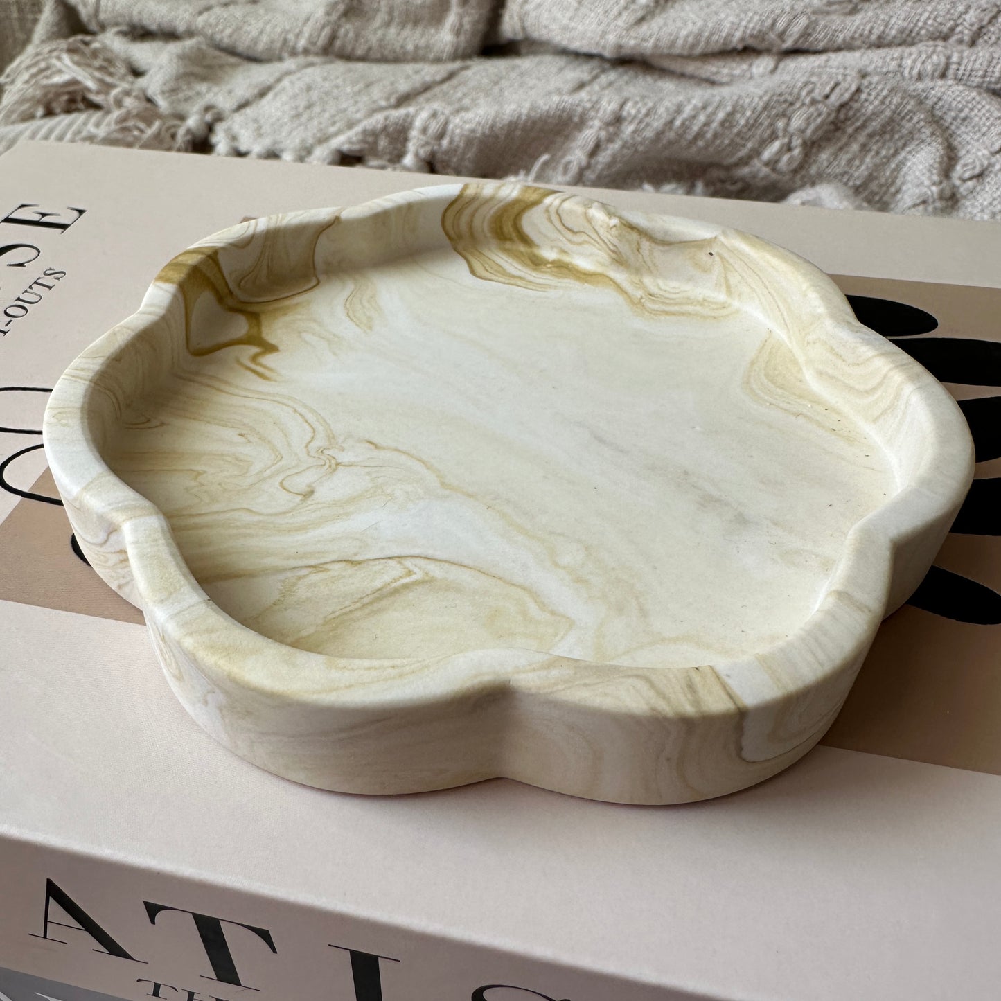 [Yellow] Floral Tray