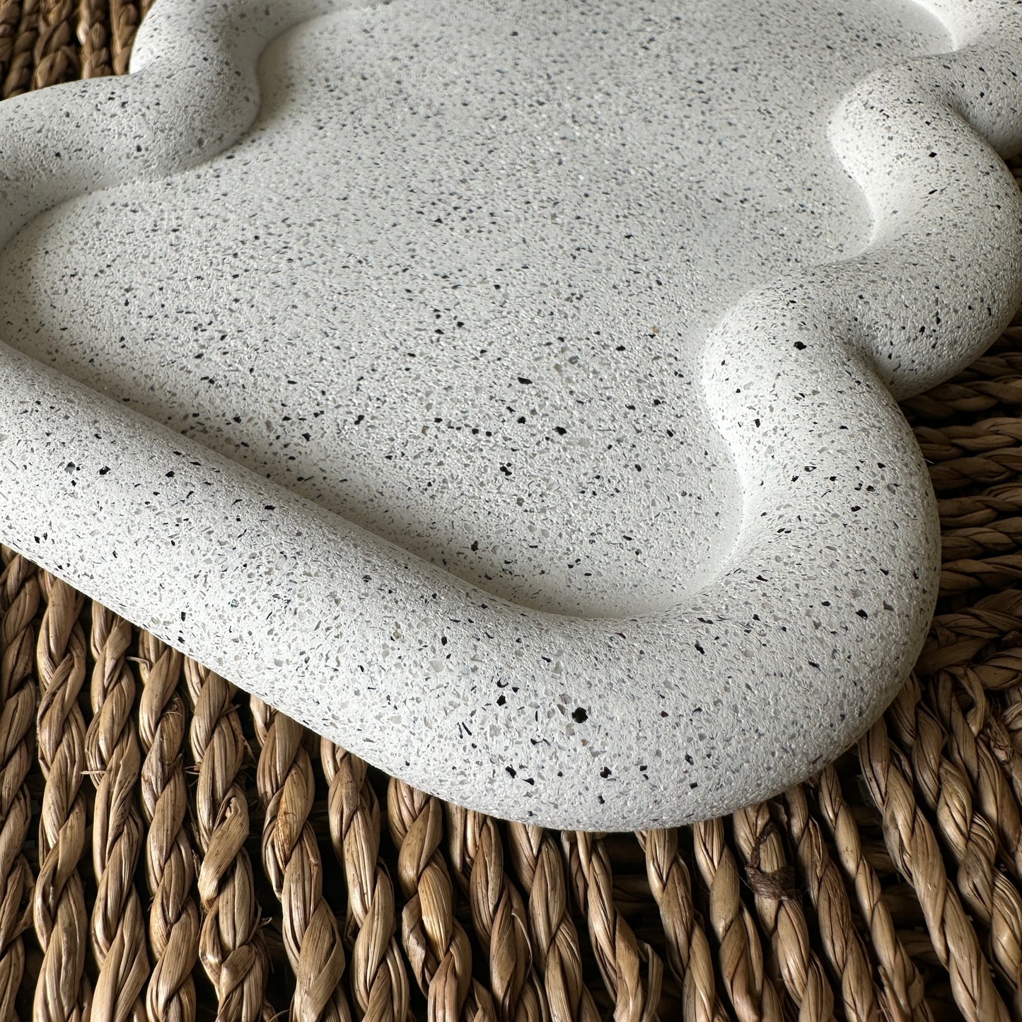 [Granite] Unique Shaped Tray