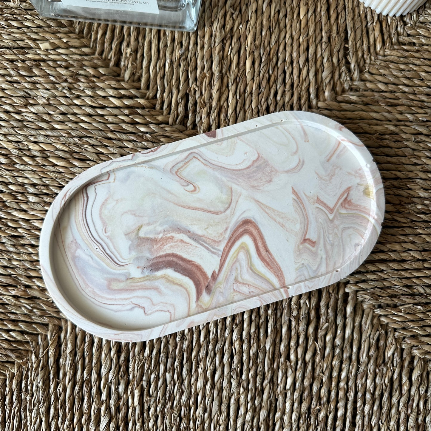 [Pink] Oval Tray