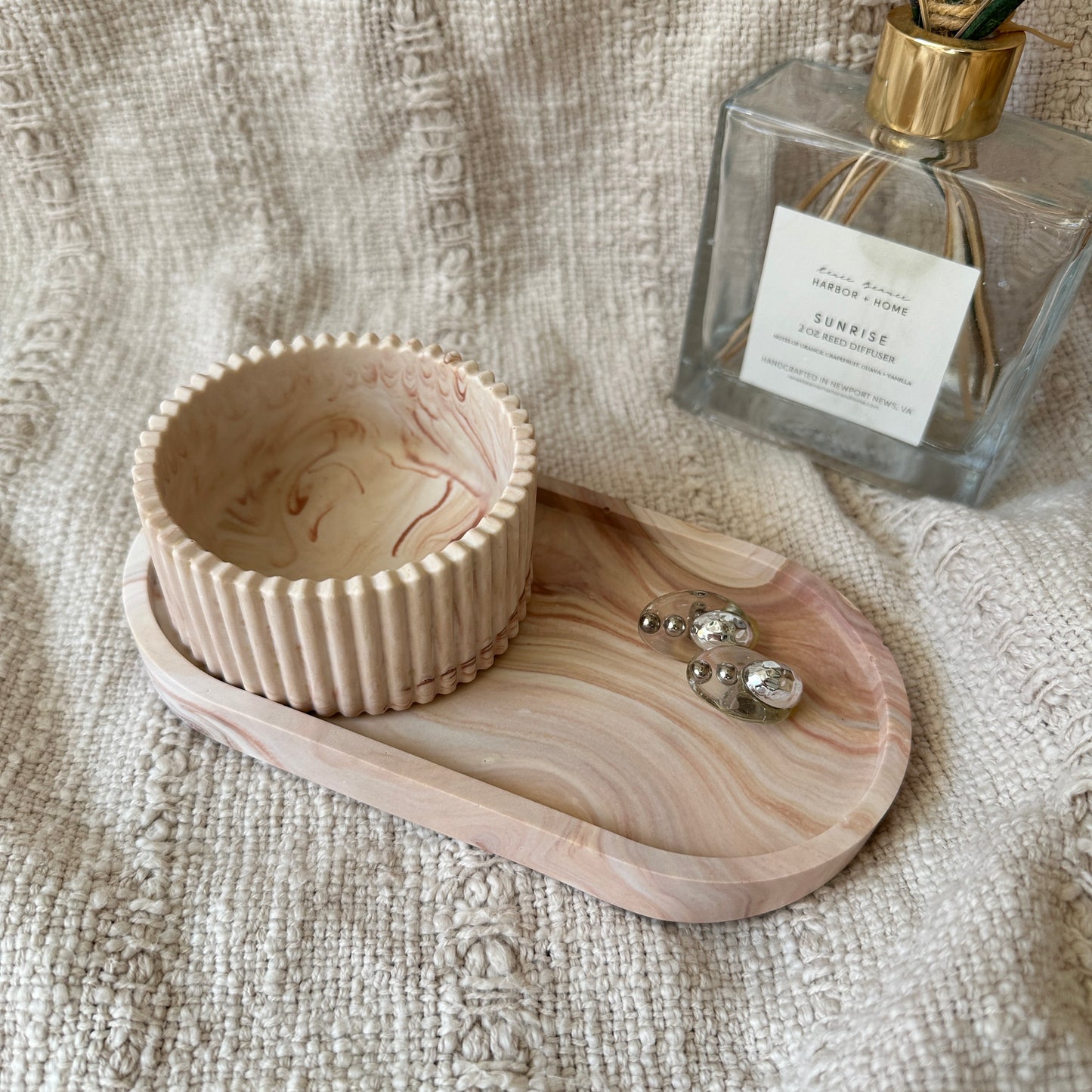 [Pink] Oval Tray